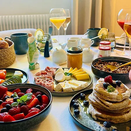 Be My Guest Champagne 3*